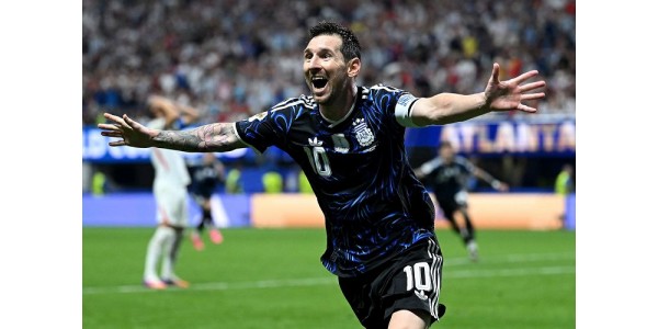 Lionel Messi nutre a próxima geração de jogadores excecionais da Argentina Lionel Messi nutre a próxima geração de jogadores excecionais da Argentina